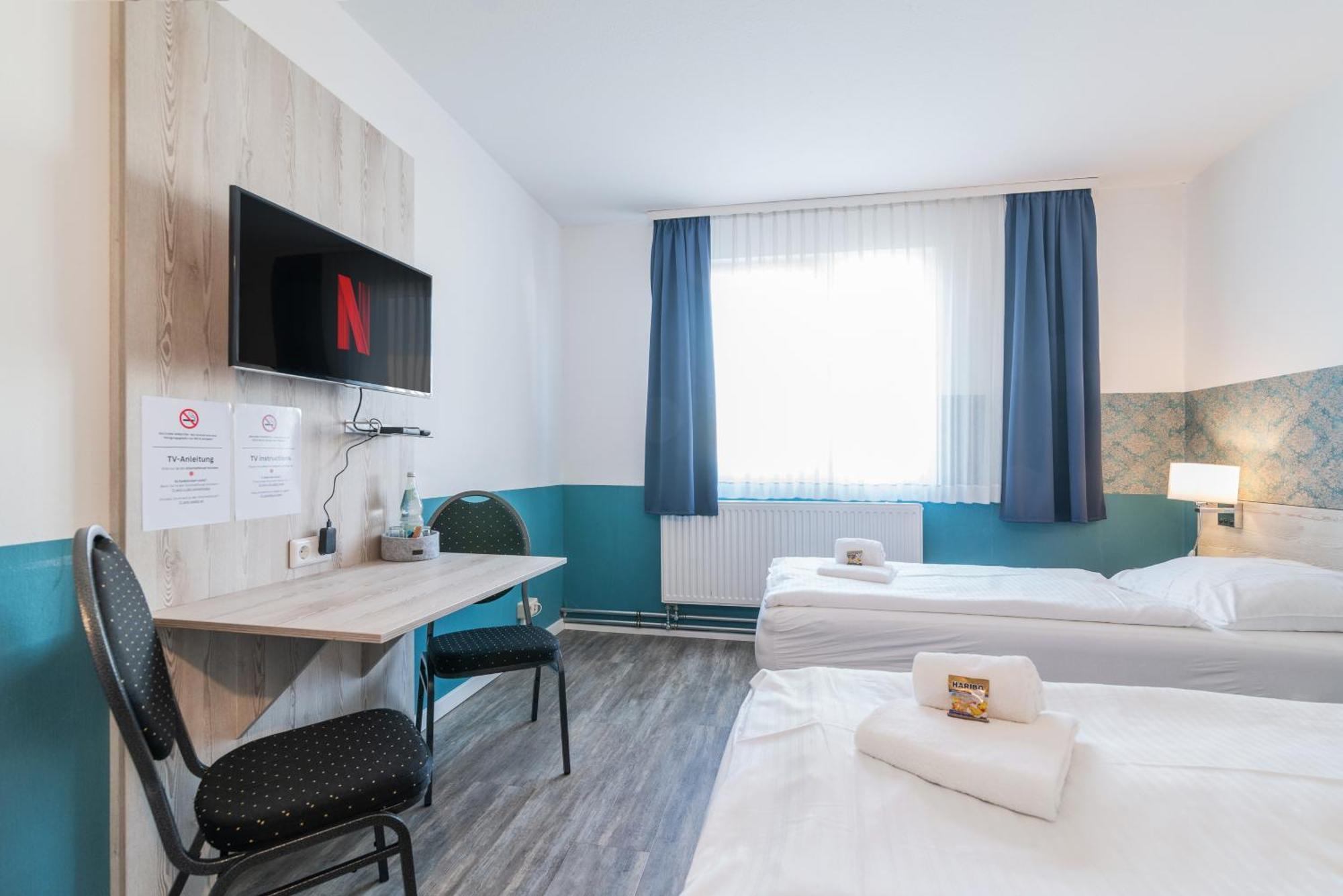 Hotel Cafe Galerie - Smart Tv - Free Parking Ґарбзен Екстер'єр фото