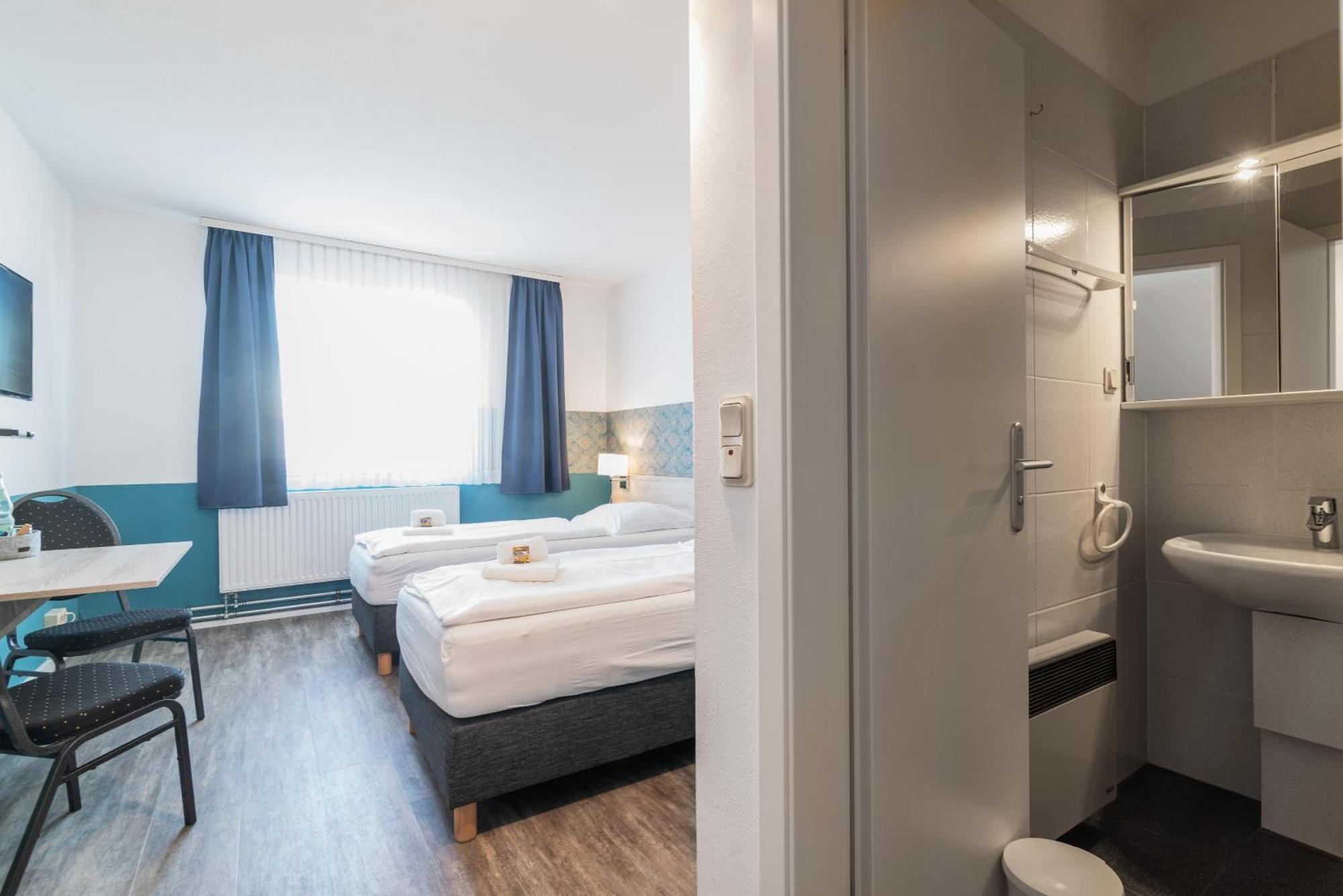 Hotel Cafe Galerie - Smart Tv - Free Parking Ґарбзен Екстер'єр фото
